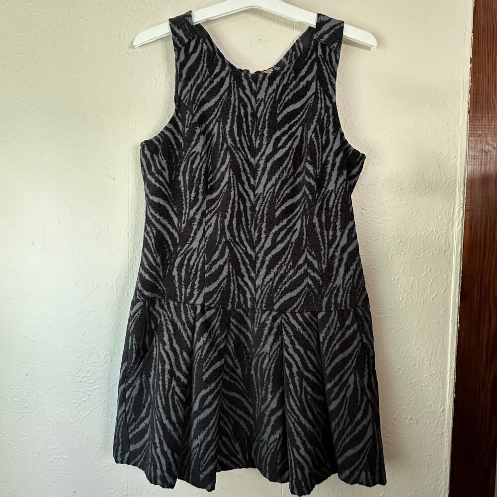 Free People Size 6 Black Chenille Textured Zebra Animal Sleeveless Mini Dress